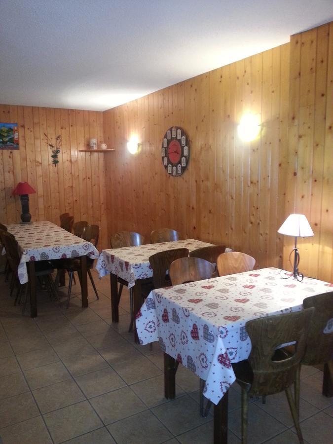 Auberge Du Col De Neronne Hotel Le Falgoux Exterior foto